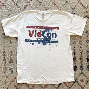 VidCon Shirt (2010, First Annual Event)